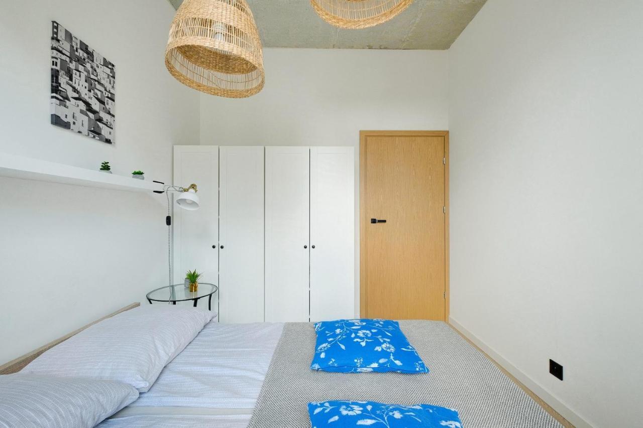 Apartamenty Patriotow 303 Варшава Екстер'єр фото